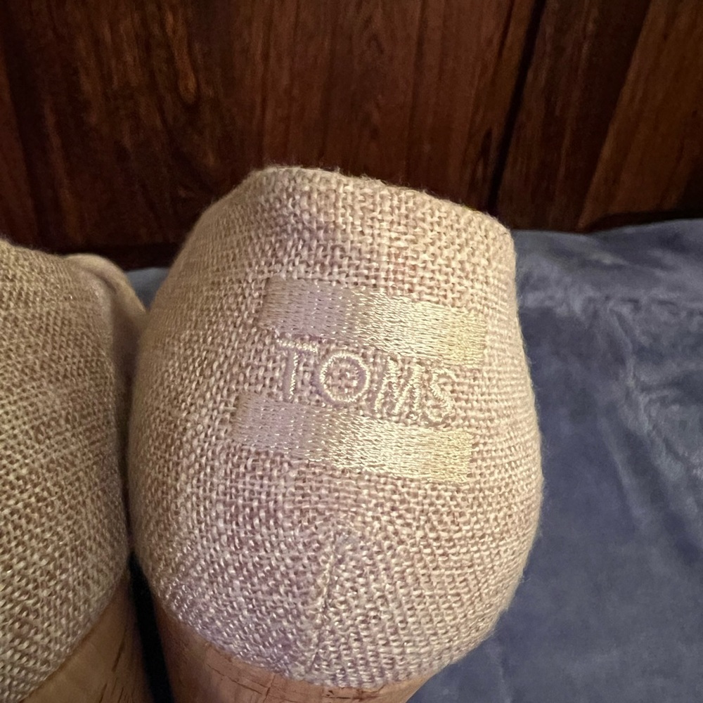 Toms Wedge Peep Toe Pump, womens size 8, excellent condition - Picture 5 of 10